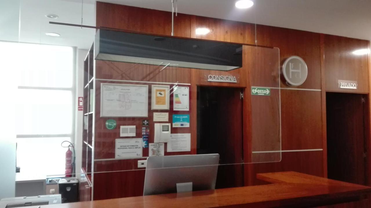 Fc Infantas De Leon Hotel Екстериор снимка