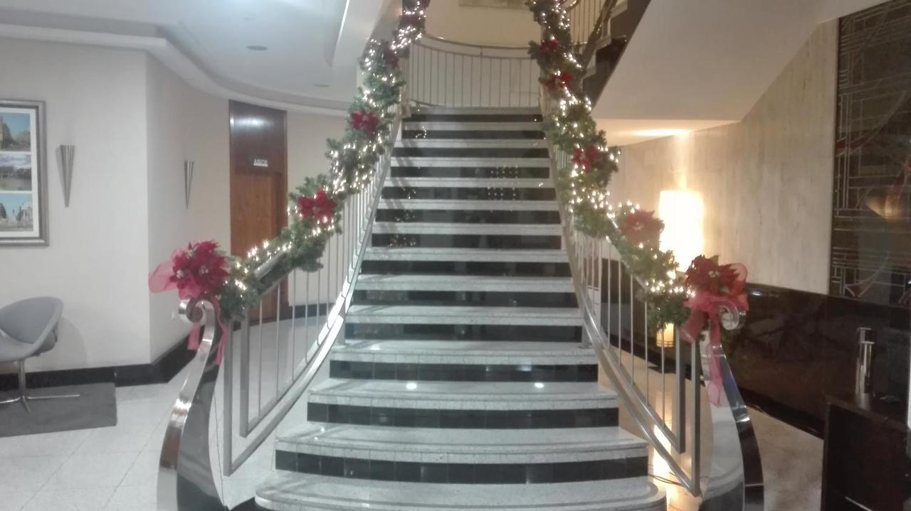 Fc Infantas De Leon Hotel Екстериор снимка