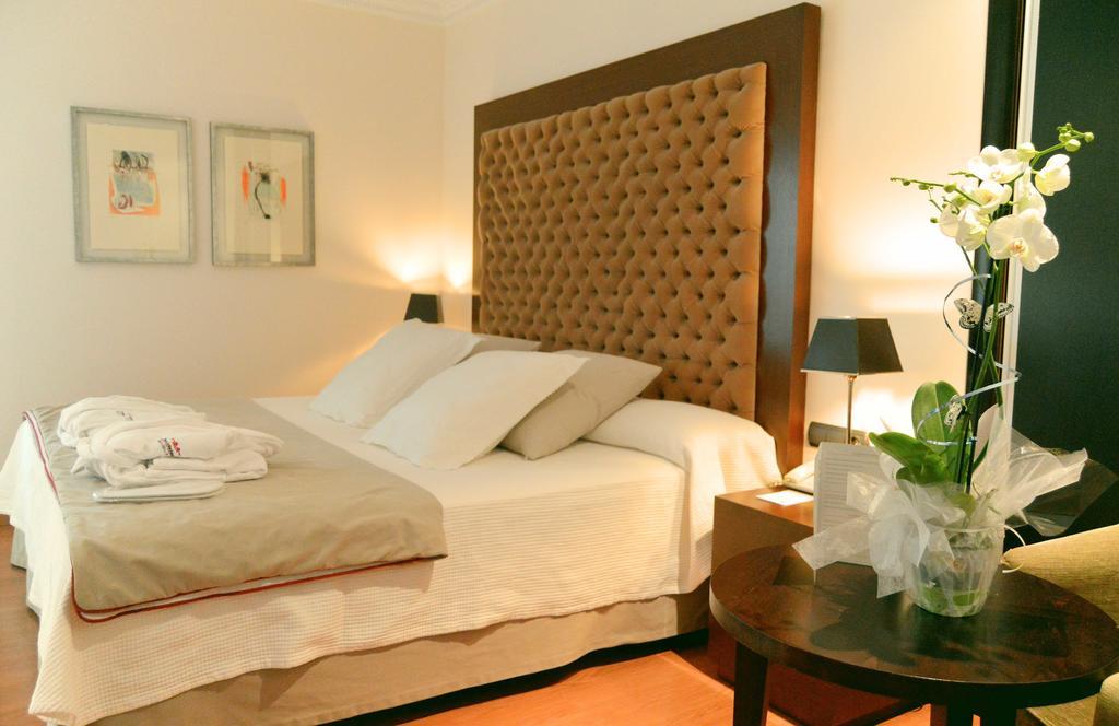 Fc Infantas De Leon Hotel Екстериор снимка